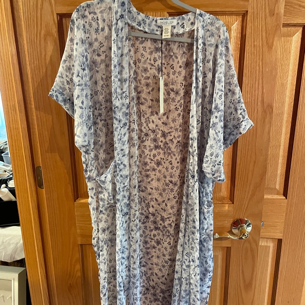 Rachel Zoe White and Blue Floral Kimono